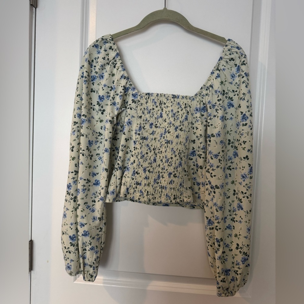 Abercrombie & Fitch Puff Sleeve Lace-Up Sweetheart Blouse - Picture 4 of 4